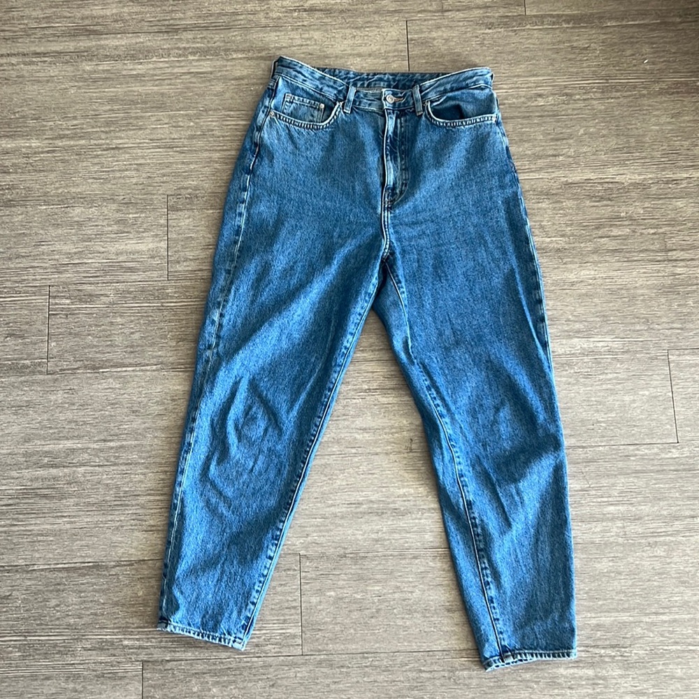 H&M Loose Mom Jeans Ultra High Waist Size 6
